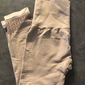 Women’s Gymshark small leggings 3/4 length